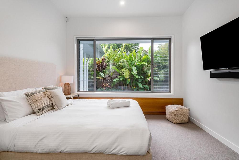 Kaylani Beach House 1 Byron Bay Eksteriør bilde
